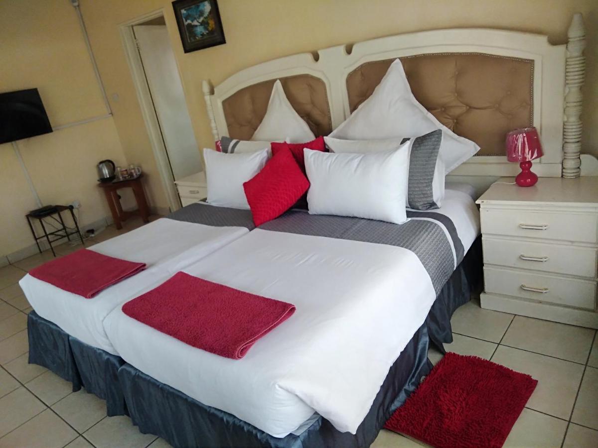 The Crown Inn Guest House Northwood 외부 사진